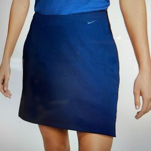 Nike Women’s Dri-fit 17” Victory Golf Skort - SZ Medium